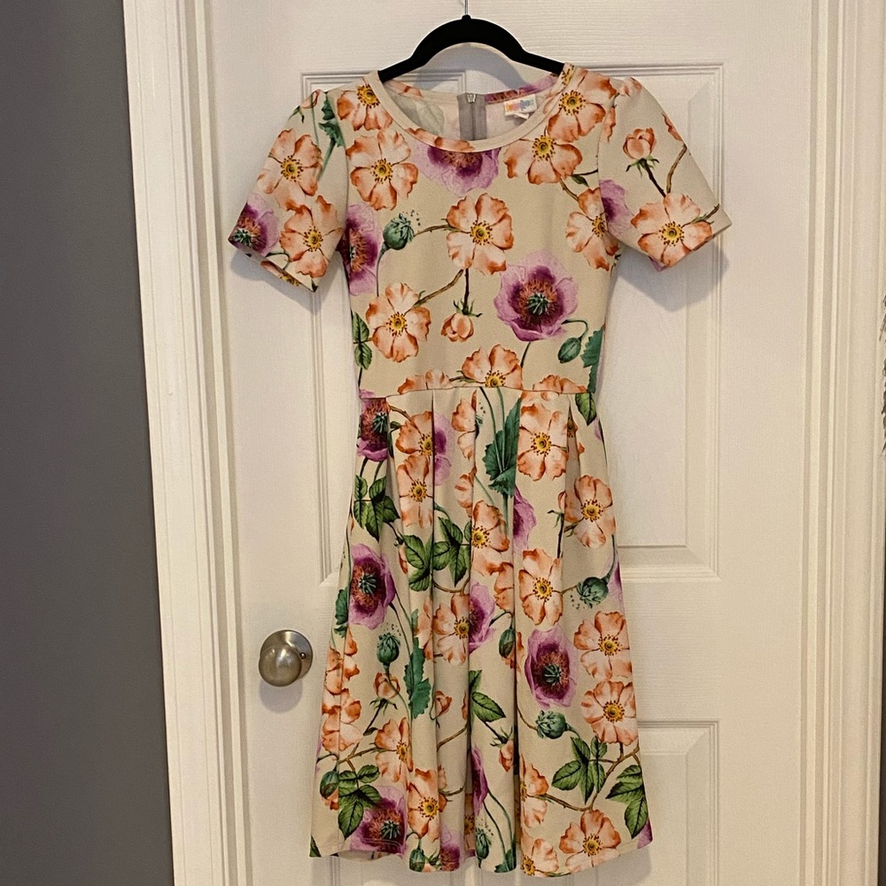 Lularoe Amelia dress